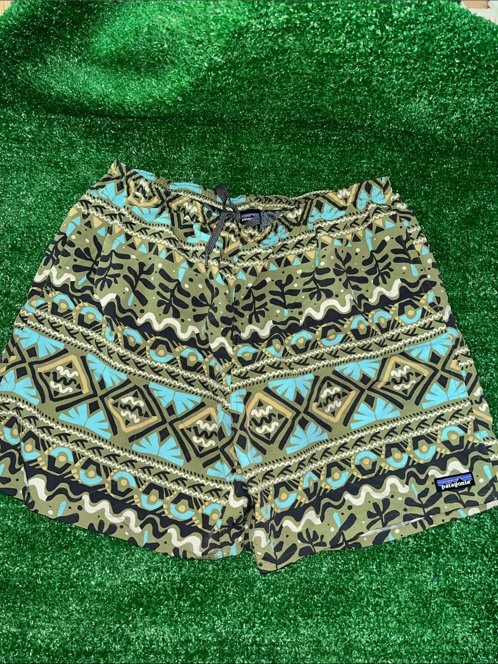 Patagonia Baggies Mangrove Tiki Palo Green Swim Bottoms